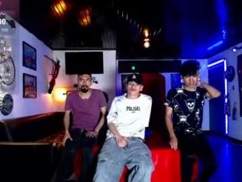 flyckers — Chaturbate stream photo (Apr 2026)