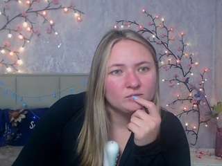 sallyverda — Camsoda stream photo (Apr 2026)