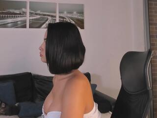 Susan Kiut — 在 flirt4free 直播的网络摄像头模特