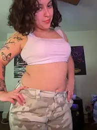 babykalirose — 在 stripchat 直播的网络摄像头模特