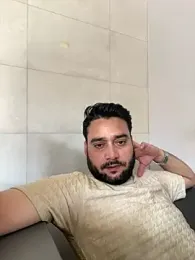 VBRAWN01 — 在 stripchat 直播的网络摄像头模特