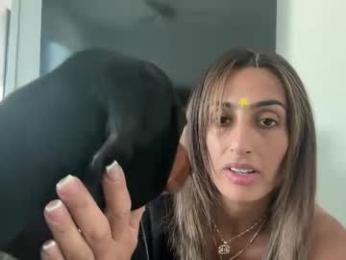 camiliakxoxo — 在 chaturbate 直播的网络摄像头模特