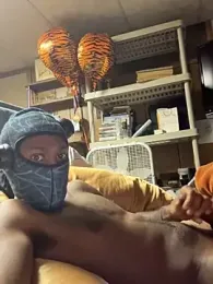 ProveYourLoyalty2 — Stripchat stream photo (Mar 2026)