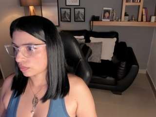 sheyla-hills — Camsoda stream photo (Aug 2026)