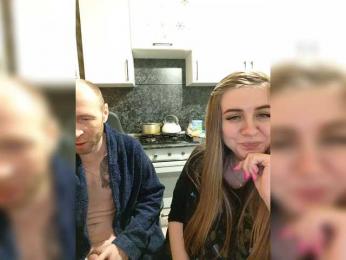 Innokentiy449 — 在 bongacams 直播的网络摄像头模特