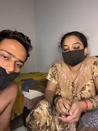 Rimi_Bhabhi — 在 stripchat 直播的网络摄像头模特