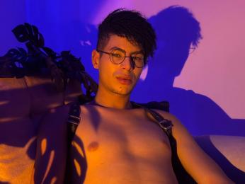 ThiagoSaenns — livejasmin