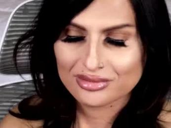 kxaxmichelle — 在 chaturbate 直播的网络摄像头模特