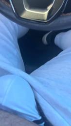 Peludeteee — 在 cam4 直播的网络摄像头模特