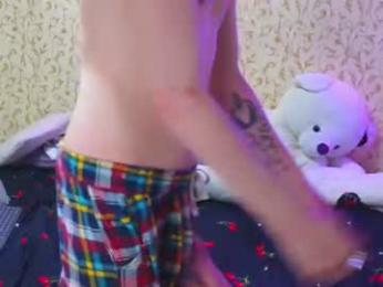 artycropp — 在 chaturbate 直播的网络摄像头模特