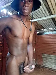 Blomanda — 在 stripchat 直播的网络摄像头模特