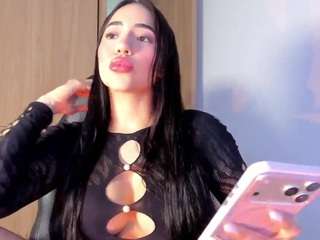 ashlye-stone — 在 camsoda 直播的网络摄像头模特