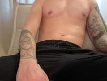 dirtyprettyboi — 在 chaturbate 直播的网络摄像头模特