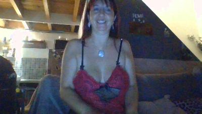 Lilou22 — 在 cam4 直播的网络摄像头模特