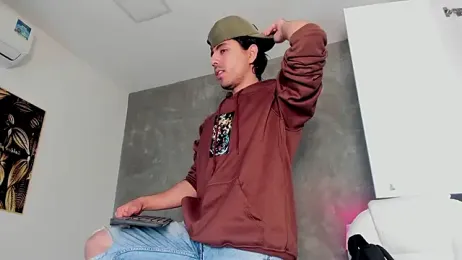 dylan_cross_ — Stripchat stream photo (Feb 2026)