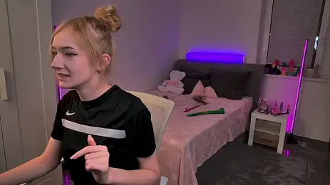 BritneyDutch — 在 stripchat 直播的网络摄像头模特
