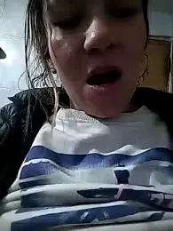 ELEKTRA-LUXURY — Stripchat stream photo (May 2025)