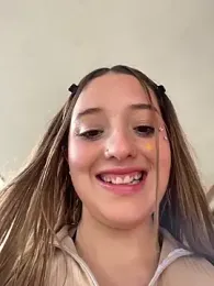 Baby__Otaku — 在 stripchat 直播的网络摄像头模特