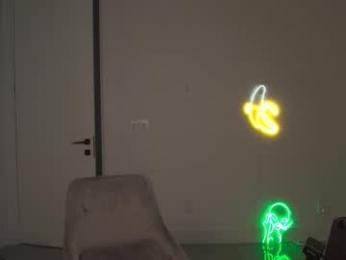 velvettgirl — 在 chaturbate 直播的网络摄像头模特