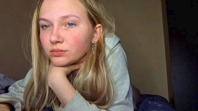 EleaseRaine — 在 cam4 直播的网络摄像头模特