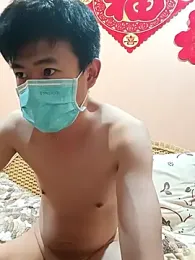 02dong — Stripchat stream photo (Jul 2025)