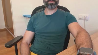 hairywanker35 — 在 cam4 直播的网络摄像头模特