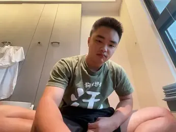 greenteazhang — 在 stripchat 直播的网络摄像头模特