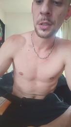 Moorenitoo32 — 在 cam4 直播的网络摄像头模特