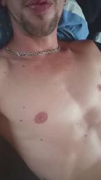 Moorenitoo32 — 在 cam4 直播的网络摄像头模特