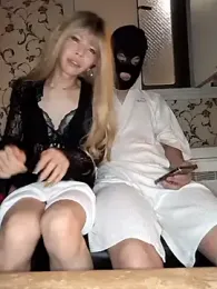 yu_femboy — 在 stripchat 直播的网络摄像头模特