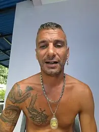 benouz93270 — Stripchat stream photo (Aug 2026)