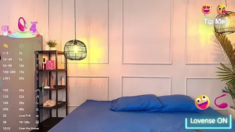 luandy — Stripchat stream photo (Mar 2026)