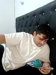 Dearlyescream27 — Stripchat stream photo (May 2026)