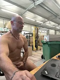 Boomerhun — Stripchat stream photo (Aug 2026)
