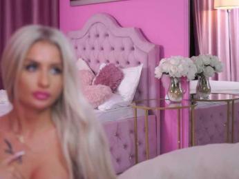 LaraBrynn — bongacams