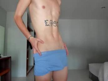 maxim_burn — 在 chaturbate 直播的网络摄像头模特