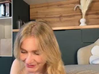 adele_nick2202 — Chaturbate stream photo (Jun 2026)