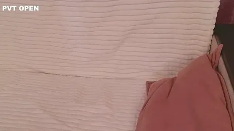 hlopushkahouse — 在 stripchat 直播的网络摄像头模特