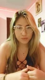 ilonka_Ui — Cam4 stream photo (Mar 2026)