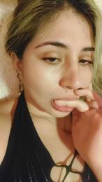 ilonka_Ui — Cam4 stream photo (Mar 2026)