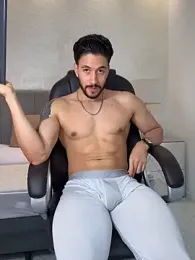 evans_campbell1 — Stripchat stream photo (Mar 2026)