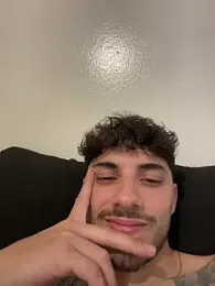 lebaneseking — 在 stripchat 直播的网络摄像头模特