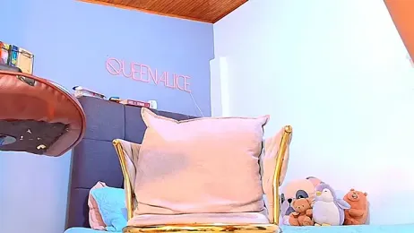 queenaliice — Stripchat stream photo (Jun 2026)