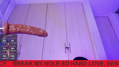 ValentinoMoreti — 在 stripchat 直播的网络摄像头模特