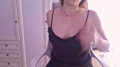 Eli24love — 在 cam4 直播的网络摄像头模特