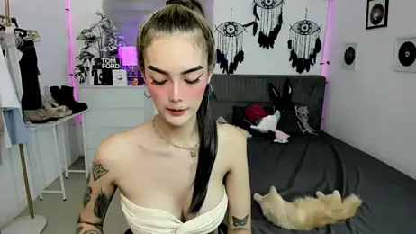 AlexandraMooree — Stripchat stream photo (Jun 2026)