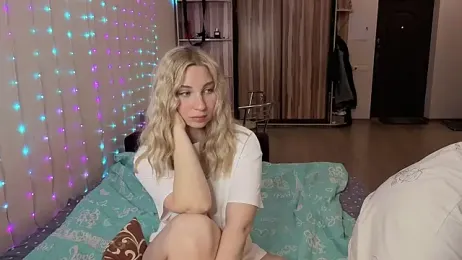 llolilove — Stripchat stream photo (Apr 2026)