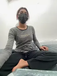 sexyayeshadesi — 在 stripchat 直播的网络摄像头模特