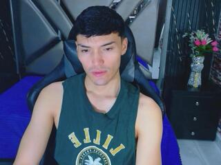 Jacksonn Carter — flirt4free