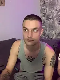 Sugarbunnyhun — Stripchat stream photo (Feb 2026)